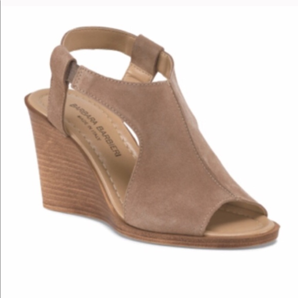 Barbara Barbieri tan wedges size 6.5